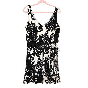 Diane Von Furstenberg Black & White Floral V-Neck Peplum Silk Blend Dress Sz 10